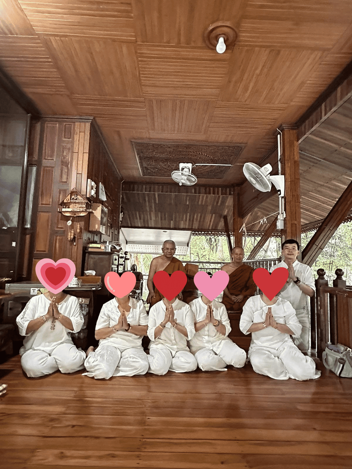 Cúng dường Đại sư dòng Tu rừng Thái Lan Cúng dường Đại sư dòng Tu rừng Thái Lan