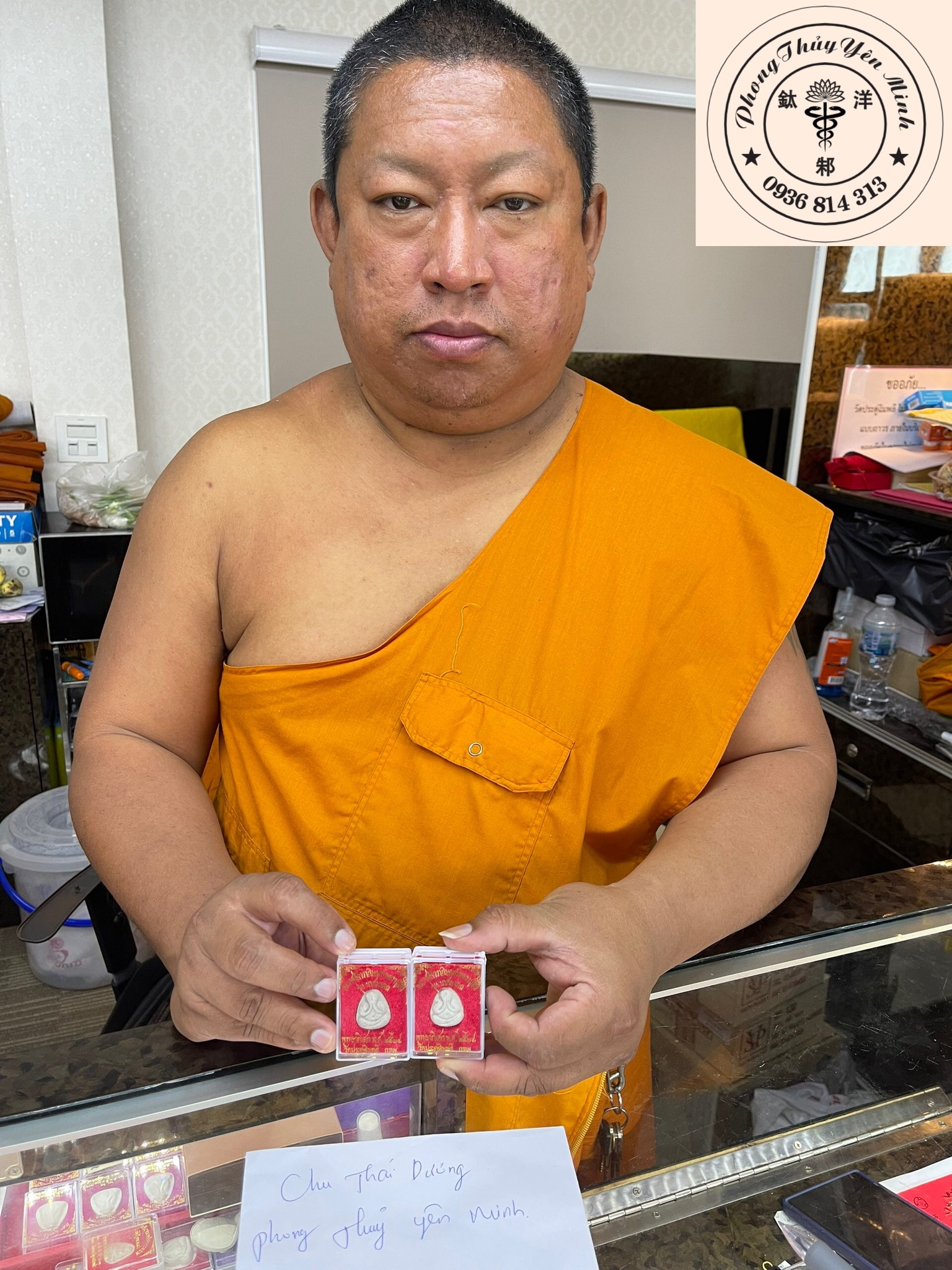 Cúng dường chùa Luang Pu Toh Cúng dường chùa Luang Pu Toh