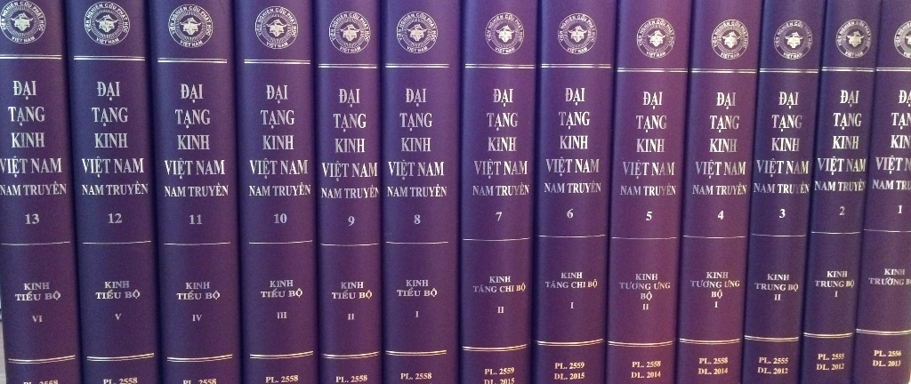 Cúng dường Pháp bảo Cúng dường Pháp bảo
