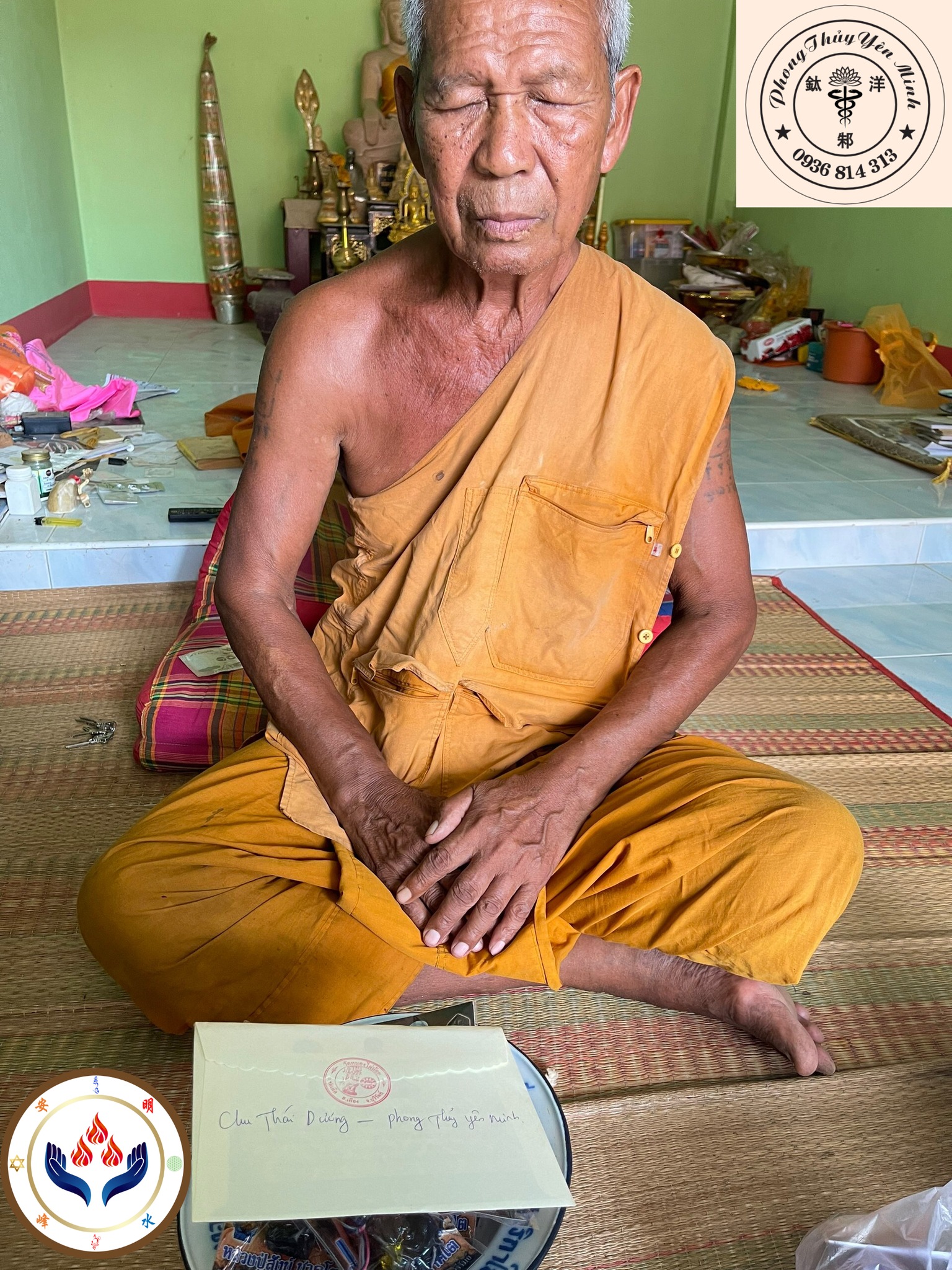 Cúng dường sư Lào nổi tiếng về Saneh, phép yêu Cúng dường sư Lào nổi tiếng về Saneh, phép yêu