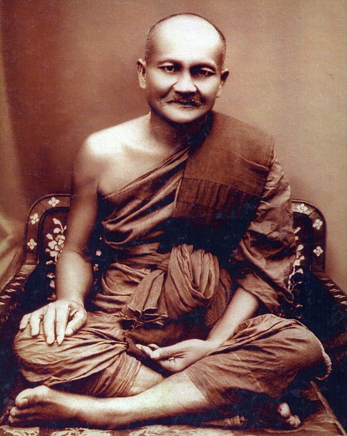 Luang Phor Parn - Đệ nhất Thánh tăng tài lộc Thái Lan Luang Phor Parn - Đệ nhất Thánh tăng tài lộc Thái Lan