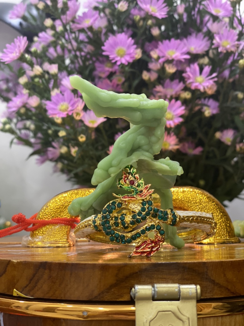 Nến rồng phong độ Nến rồng phong độ