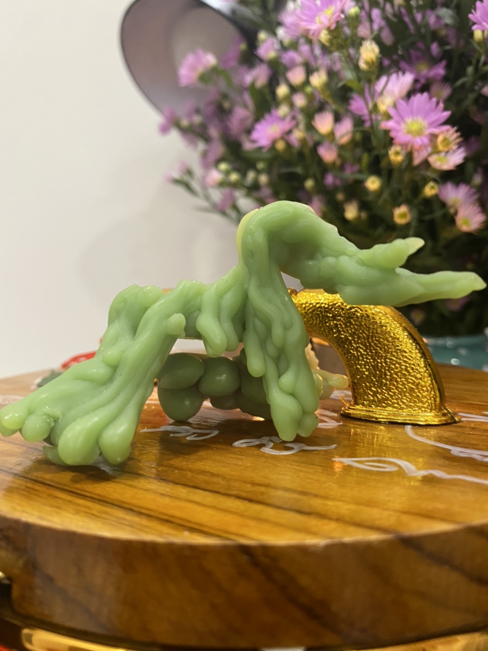 Nến rồng thủ thế  Nến rồng thủ thế