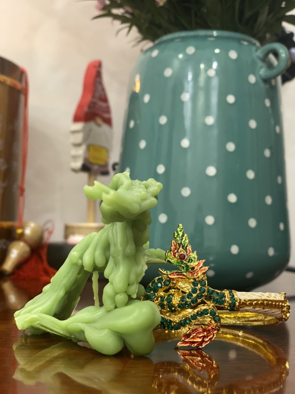 Nến rồng xì teen Nến rồng xì teen