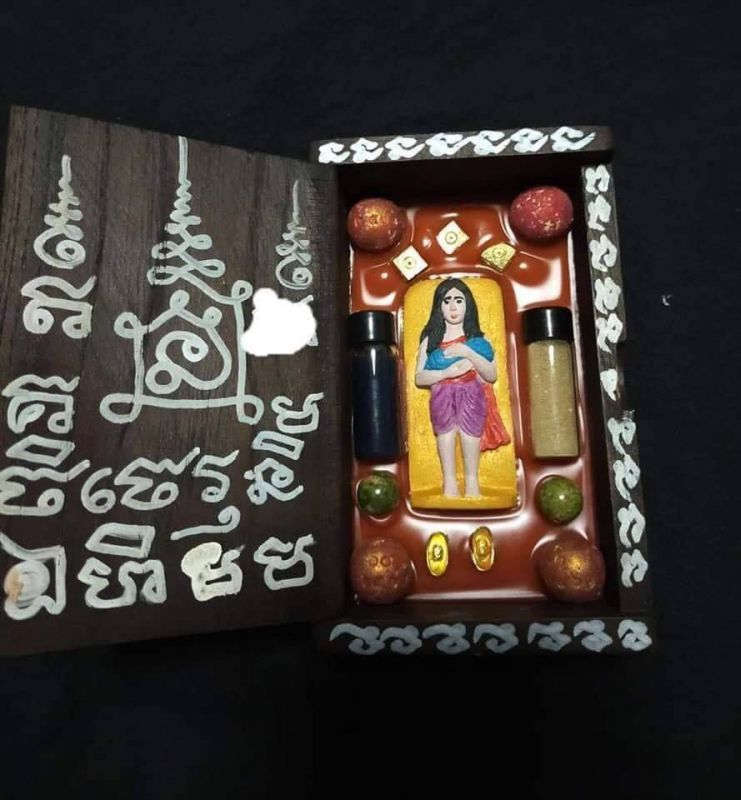 Thầy tâm linh sử dụng phép đen khiến vong theo Thầy tâm linh sử dụng phép đen khiến vong theo