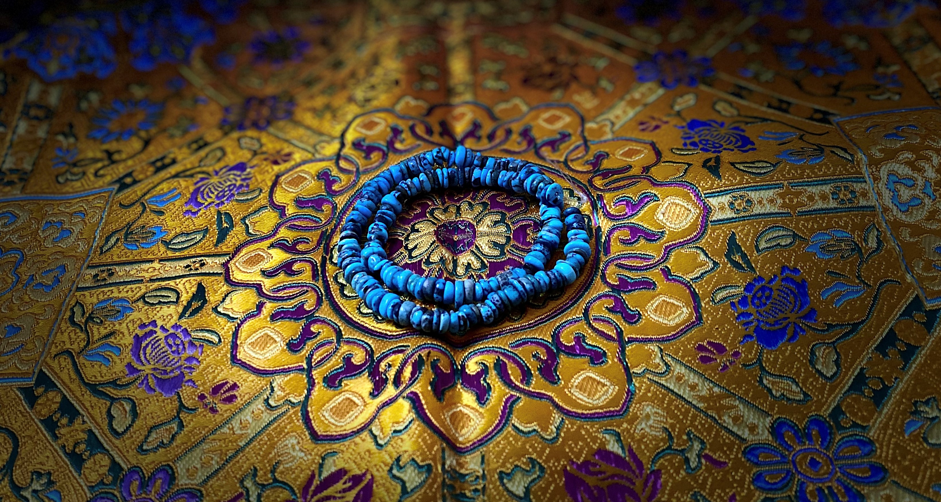 vòng ngọc Torquoise cho người cần hành Thủy vòng ngọc Torquoise cho người cần hành Thủy