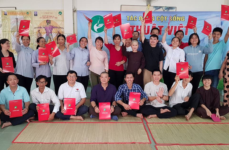 Chứng nhận hoàn thành khóa học tác động cột sống của thầy Nguyễn Ngọc Hương Chứng nhận hoàn thành khóa học tác động cột sống của thầy Nguyễn Ngọc Hương
