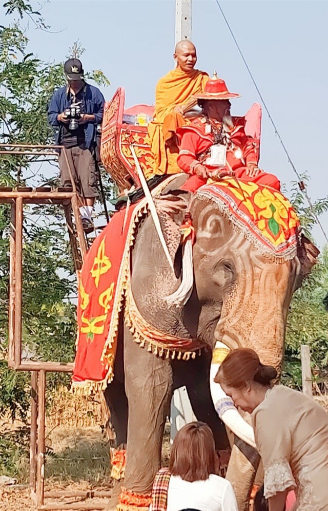 Thánh tăng tài lộc Thái Lan Thánh tăng tài lộc Thái Lan