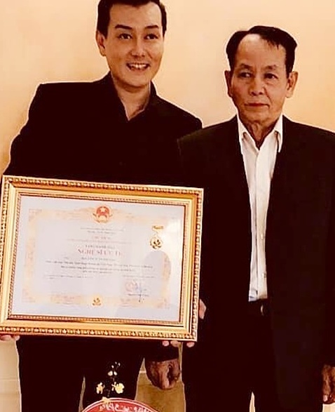 Nghệ sĩ ưu tú Tuấn Phương Nghệ sĩ ưu tú Tuấn Phương
