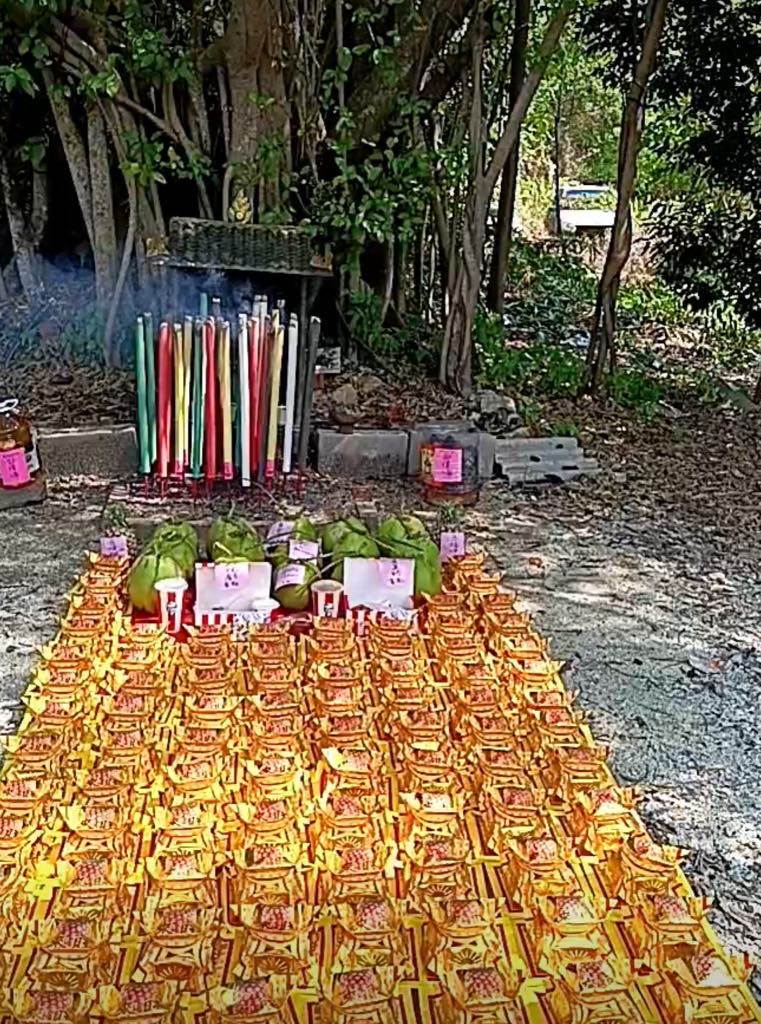 Lễ vật cúng oan gia cho khách Yên Minh Hỷ Điện ngày 1.5.2024 Lễ vật cúng oan gia cho khách Yên Minh Hỷ Điện ngày 1.5.2024