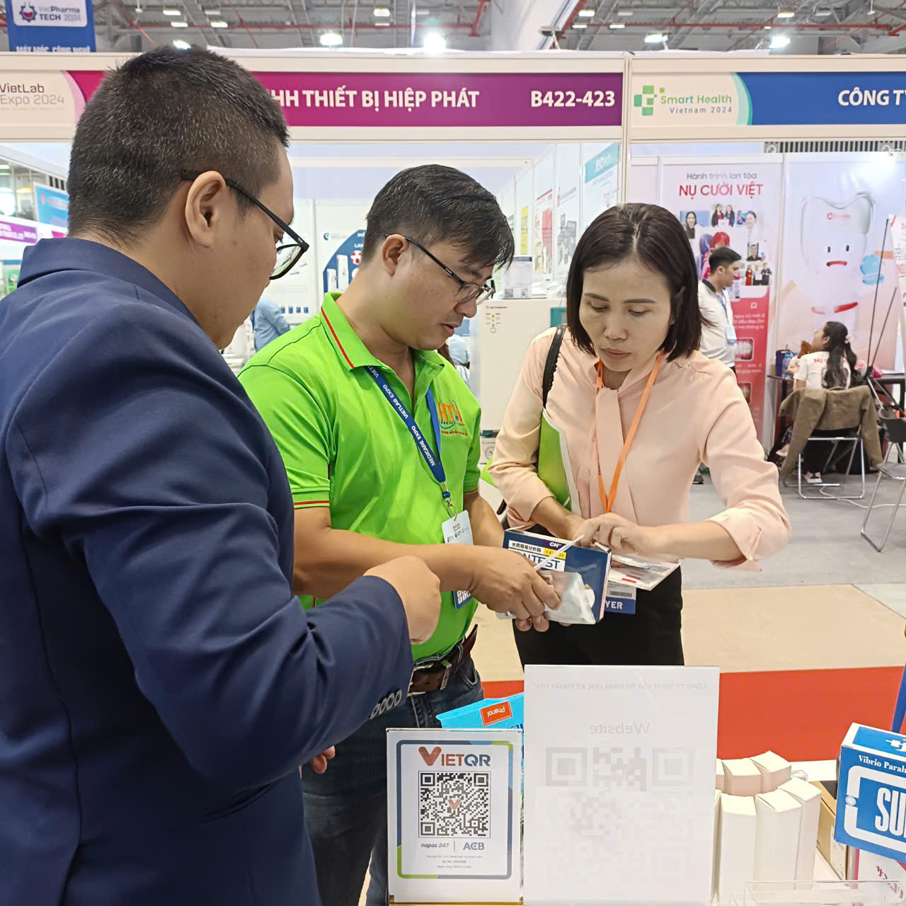 CÔNG TY TNHH VẬT TƯ KHOA HỌC KỸ THUẬT HTV tại VietLab Expo 2024