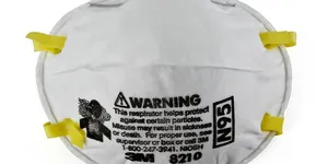 Nhân viên y tế tuyến đầu nên chọn khẩu trang nào để bảo vệ bản thân, phòng chống Covid-19?