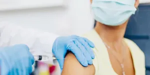 LÝ DO MỸ CHƯA PHÊ DUYỆT MŨI VẮC XIN COVID-19 TĂNG CƯỜNG CHO NGƯỜI TRẺ