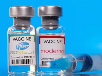 TIÊM TRỘN VẮC XIN PFIZER VÀ MODERNA CÓ AN TOÀN KHÔNG?