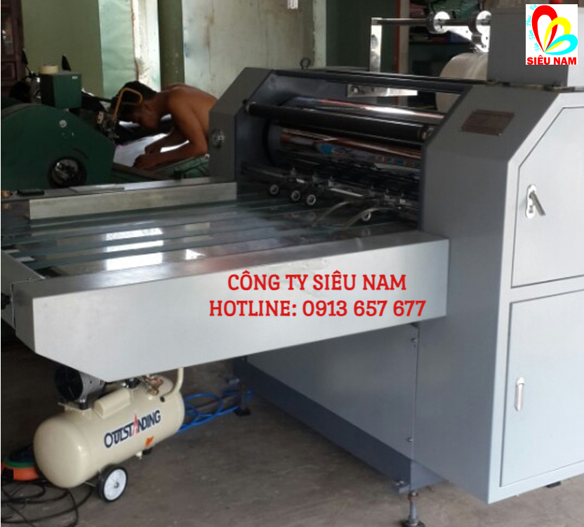 Máy cán màng lua tự động Máy cán màng lua tự động