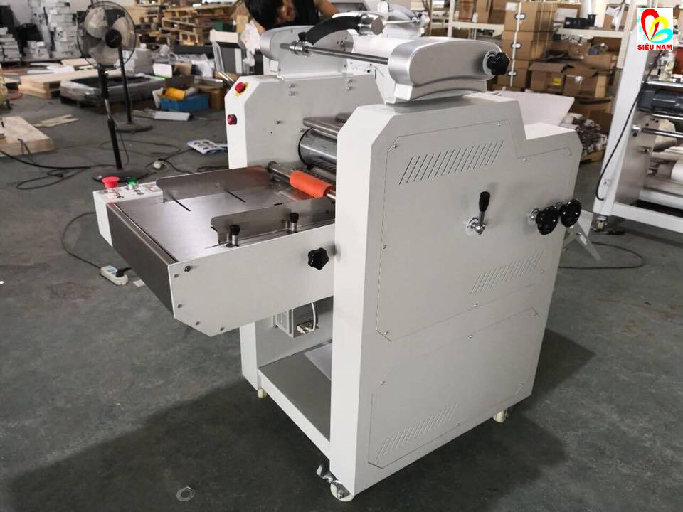 Tiêu chí lựa chọn máy cán màng nhiệt công nghiệp Tiêu chí lựa chọn máy cán màng nhiệt công nghiệp