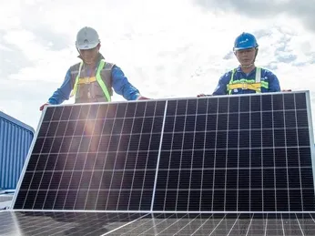 Đề xuất lắp đặt điện mặt trời mái nhà chỉ cần thông báo UBND cấp xã