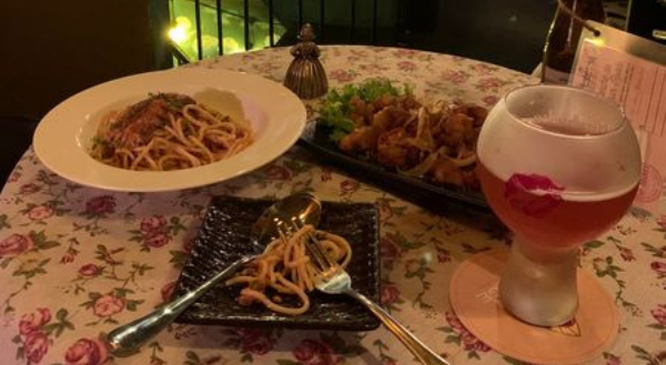 reviews facebook lagom cafe belgian beer lounge hcm quynh linh