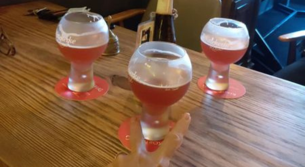 reviews facebook lagom cafe belgian beer lounge hcm yen phuong