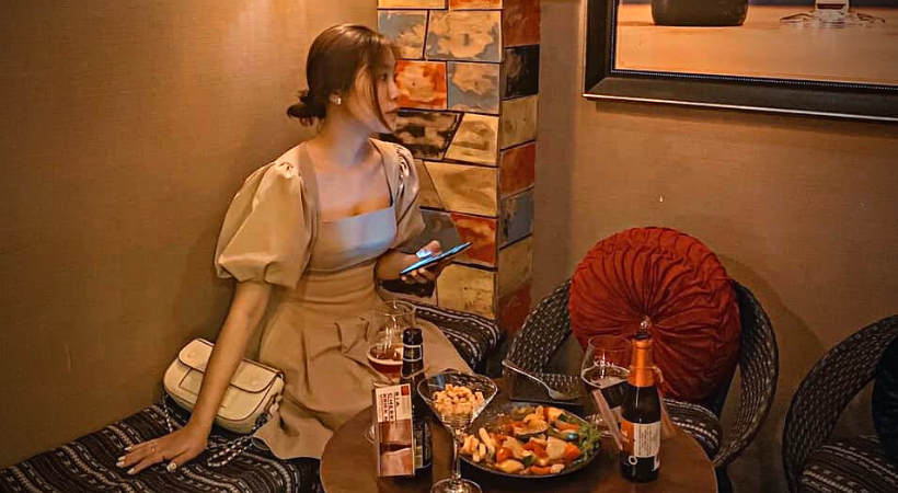 Reviews facebook lagom cafe lounge hcm bui bich ngoc