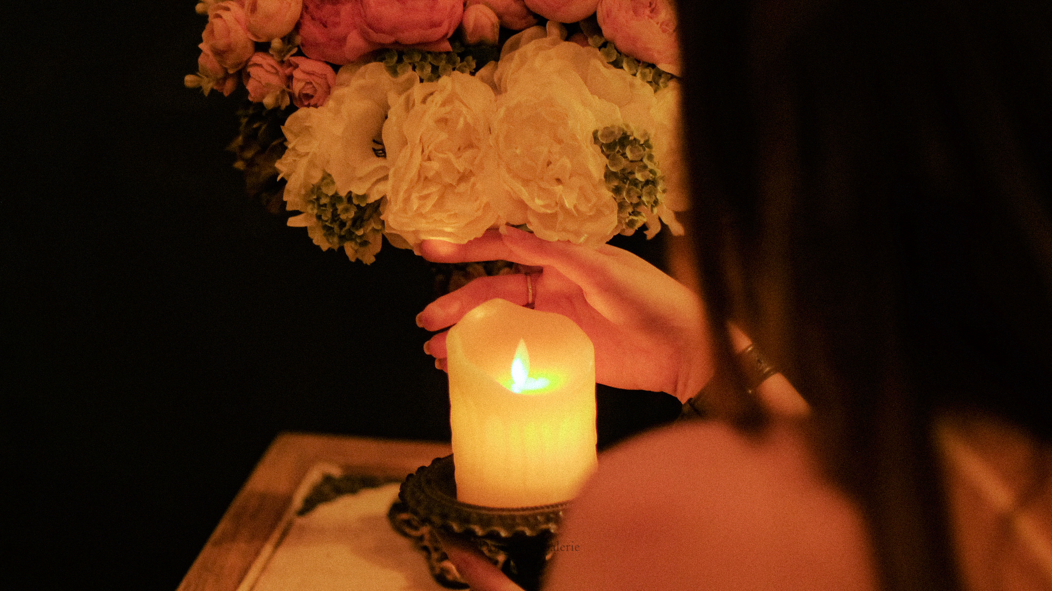 Sài Gòn, Lagom Café, ngày mưa gió và Em...