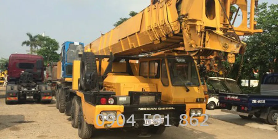 Cho thuê xe cẩu chuyên dùng giá rẻ tại TP Hồ Chí Minh