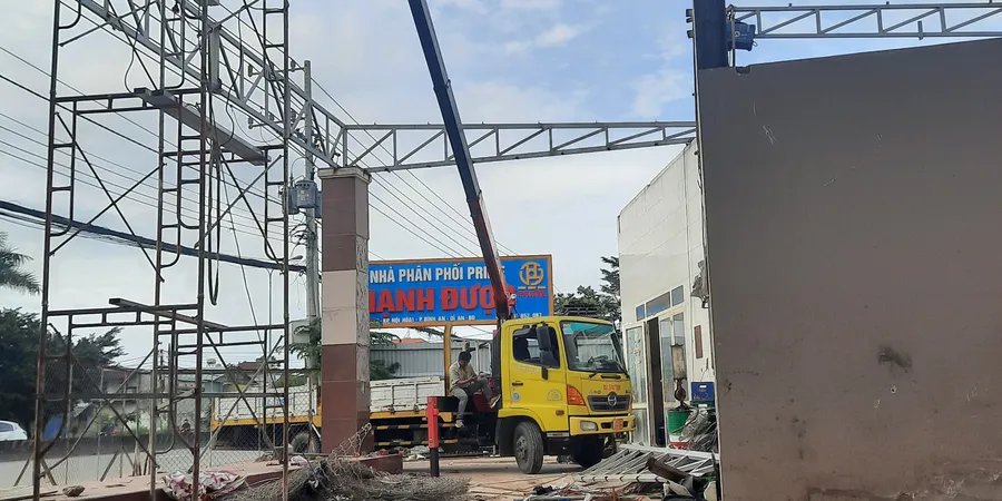 Cho thuê xe tải cẩu  tại KCN Đồng Phú  Bình Phước