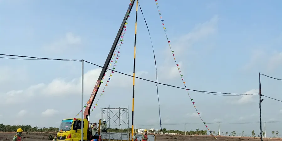 Cho thuê xe tải cẩu chuyên nghiệp của Đức Quốc Thiện tại khu công nghiệp Bàu Bàng. Dịch vụ hoàn hảo cho quý khách hàng