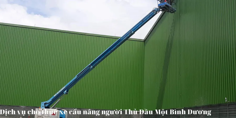 Dịch vụ cho thuê xe cẩu nâng người ở Thủ Dầu Một Bình Dương