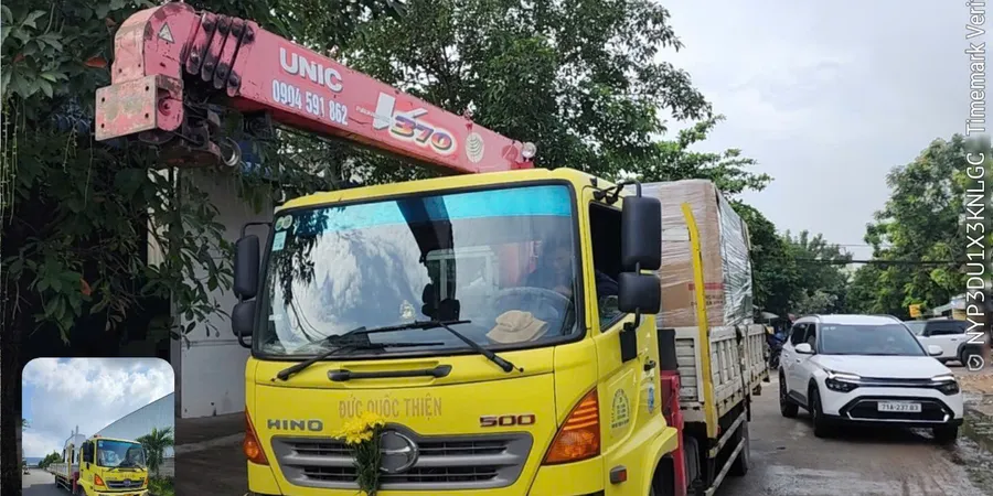 Công ty cho thuê xe tải cẩu giá ưu đãi tại khu công nghiệp Việt Hương