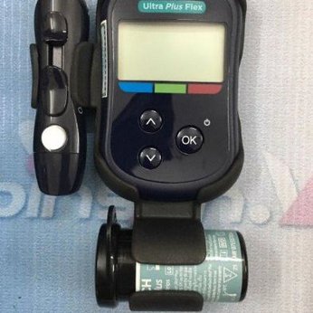 Máy đo đường huyết OneTouch Ultra Plus Flex - MMOL