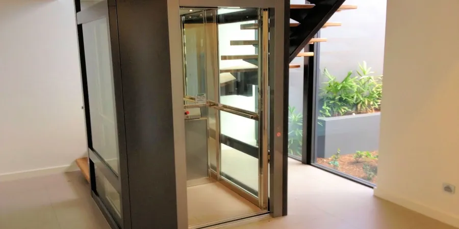 Một số mẫu thang máy gia đình đẹp