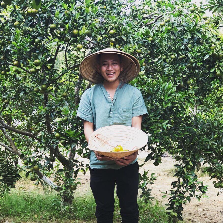 áo đũi nam cổ trụ cộc tay màu xanh lá - đũi design áo đũi nam cổ trụ cộc tay màu xanh lá - đũi design