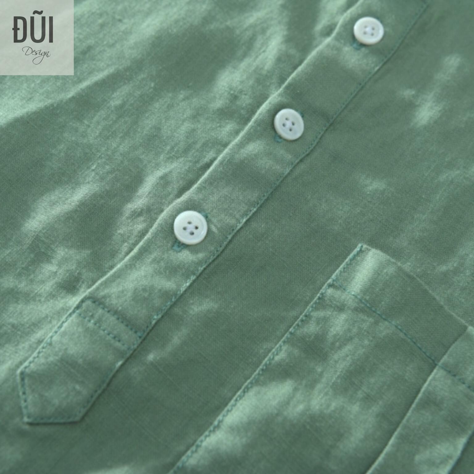 áo đũi nam cổ trụ cộc tay màu xanh lá - đũi design áo đũi nam cổ trụ cộc tay màu xanh lá - đũi design