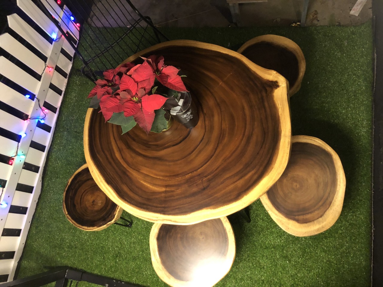 Bàn trà gỗ me tây tròn Bàn trà gỗ me tây tròn