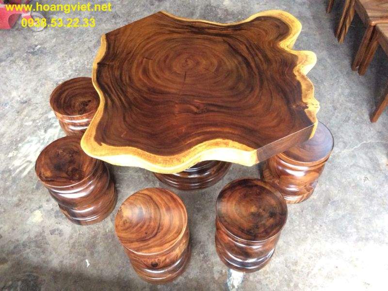 Bàn trà gỗ me tây nguyên khối nghệ thuật Bàn trà gỗ me tây nguyên khối nghệ thuật