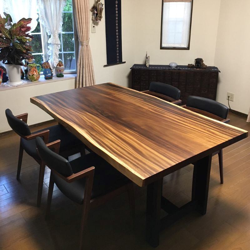 Bàn ăn bằng gỗ me tây 4 ghế Kai Bàn ăn bằng gỗ me tây 4 ghế Kai