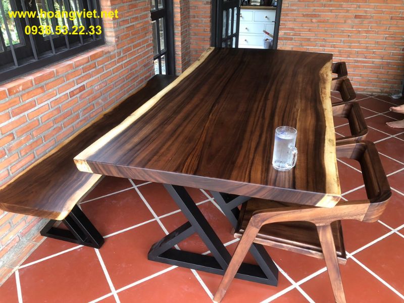 Bàn ăn gỗ me tây nguyên tấm Bàn ăn gỗ me tây nguyên tấm