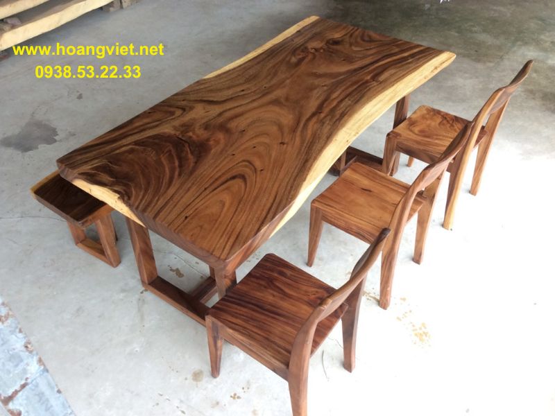 Bàn ăn gỗ me tây nguyên khối dài 1m8 Bàn ăn gỗ me tây nguyên khối dài 1m8