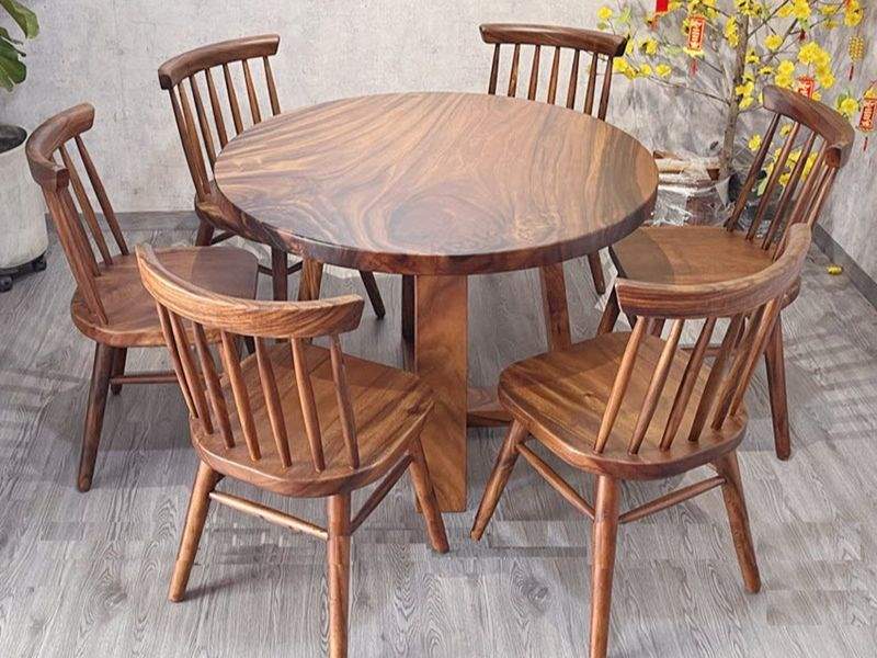 Bàn ăn gỗ me tây hình tròn Bàn ăn gỗ me tây hình tròn