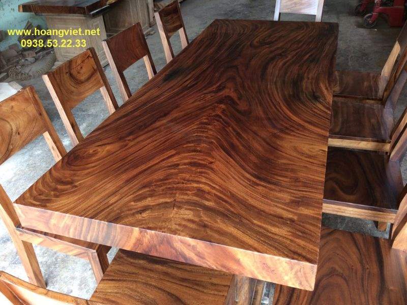 Bàn ăn gỗ me tây nguyên khối 10 ghế Bàn ăn gỗ me tây nguyên khối 10 ghế