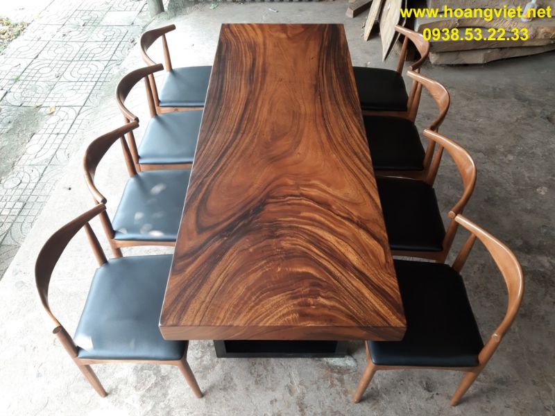 Bàn ăn gỗ me tây 8 ghế bull Bàn ăn gỗ me tây 8 ghế bull