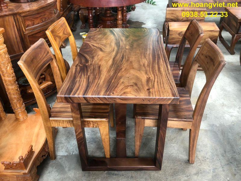 Bàn ăn gỗ tự nhiên me tây 4 ghế Bàn ăn gỗ tự nhiên me tây 4 ghế