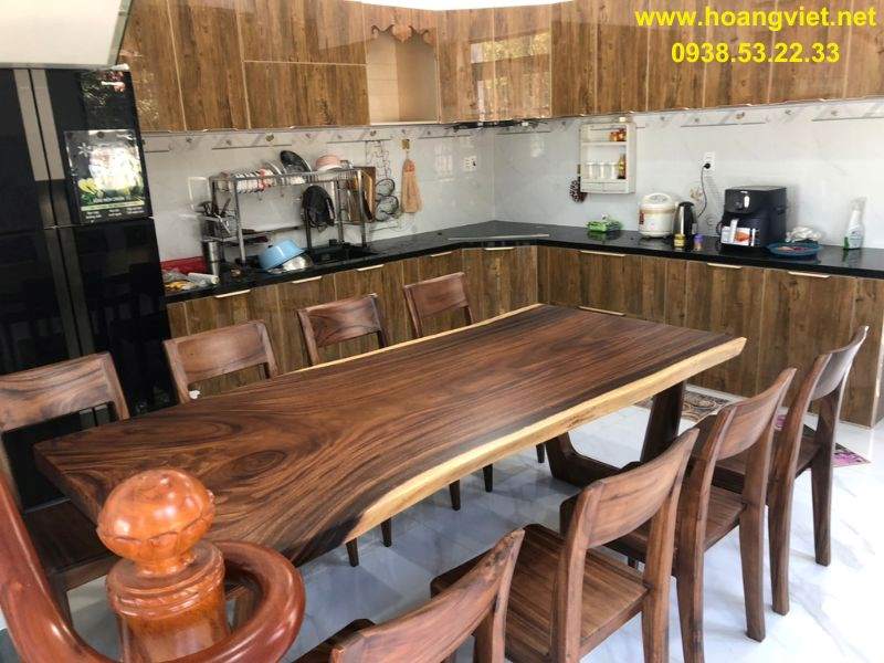 Bàn ăn gỗ tự nhiên me tây 8 ghế Bàn ăn gỗ tự nhiên me tây 8 ghế