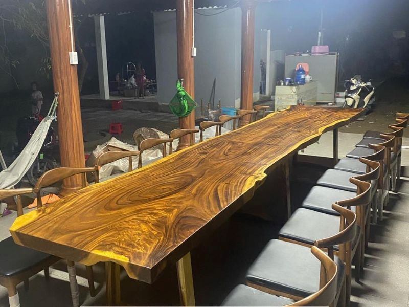 Bàn ăn gỗ tự nhiên me tây cao cấp Bàn ăn gỗ tự nhiên me tây cao cấp
