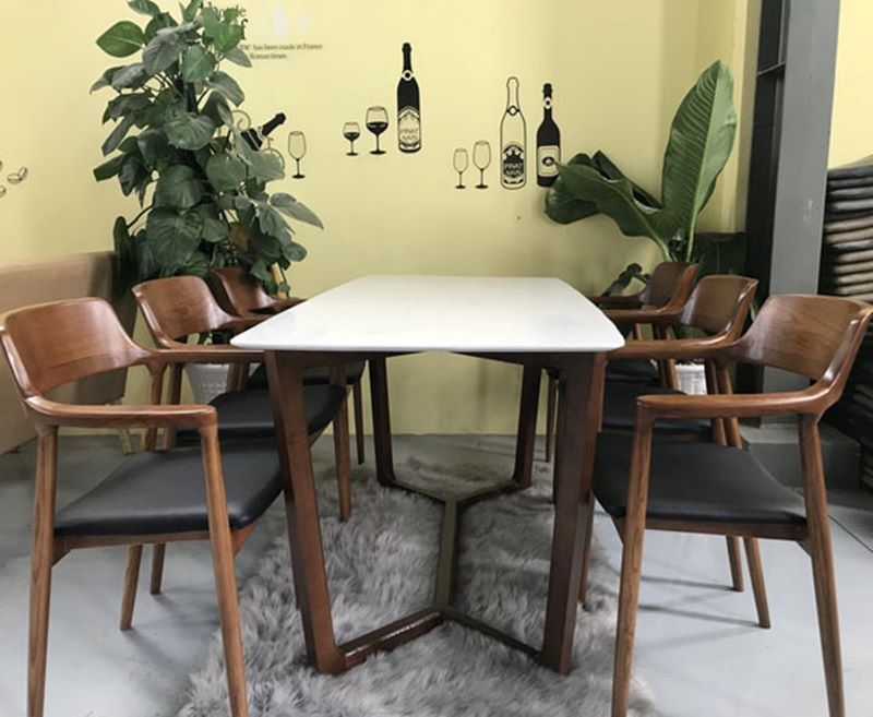 Bàn mặt đá và ghế ăn hiroshima Bàn mặt đá và ghế ăn hiroshima