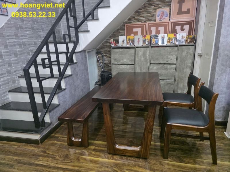 Bàn ăn me tây 4 người nguyên tấm dài 1m4 kèm ghế băng và hai ghế Bella Bàn ăn me tây 4 người nguyên tấm dài 1m4 kèm ghế băng và hai ghế Bella