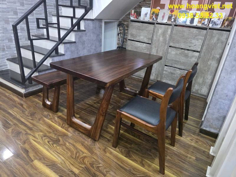 Bàn ăn me tây 4 người nguyên tấm dài 1m4 kèm ghế băng và hai ghế Bella Bàn ăn me tây 4 người nguyên tấm dài 1m4 kèm ghế băng và hai ghế Bella