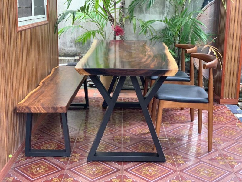 Bàn ăn gỗ me tây ghế băng dài 4 người Bàn ăn gỗ me tây ghế băng dài 4 người