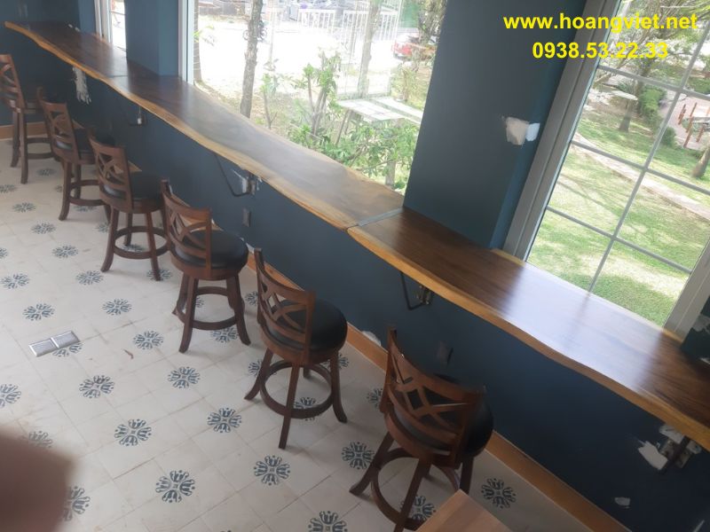 Bàn bar dài gỗ me tây Bàn bar dài gỗ me tây